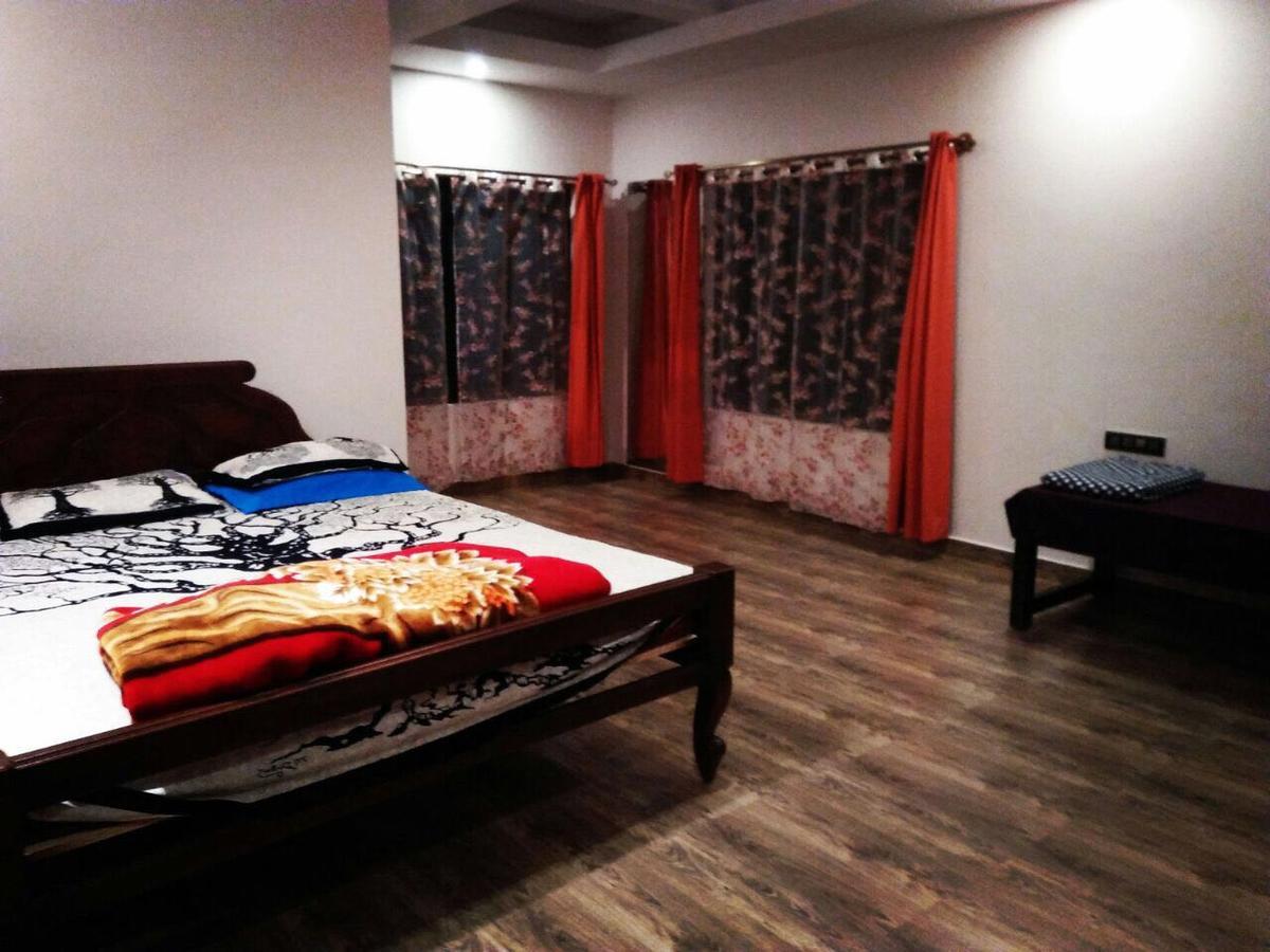 Wanders In Travel Company Hotel Madikeri Kültér fotó